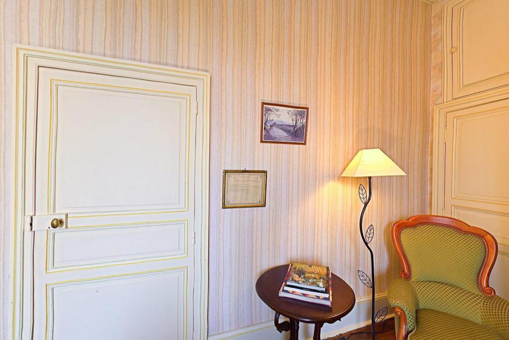 Amphore Du Berry Saint-Amand-Mont-Rond Phòng bức ảnh
